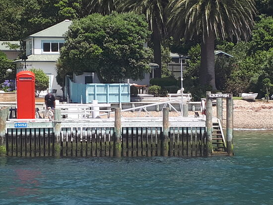 Erste Station: LAZYFISH ...