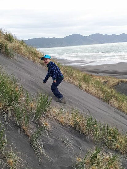 Der Dünen-Surfer  am Weg zum Hot Water Pool
