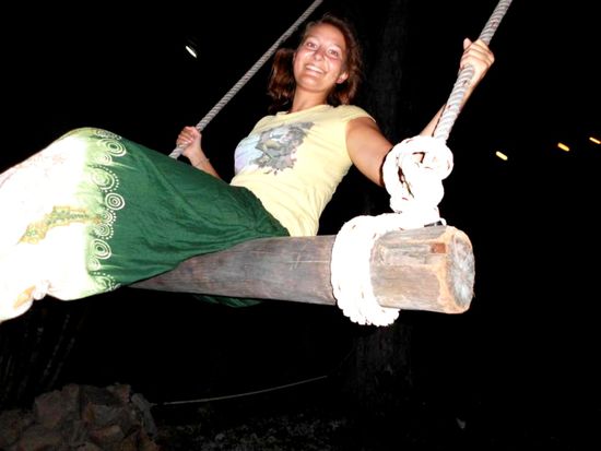 Sophie alias Jane auf der Riesenschaukel 