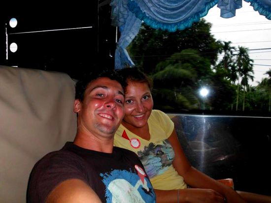 Im Bus nach Bangkok.