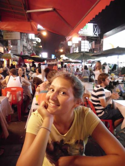 Sophie @Khao San Road im Lucky Beer