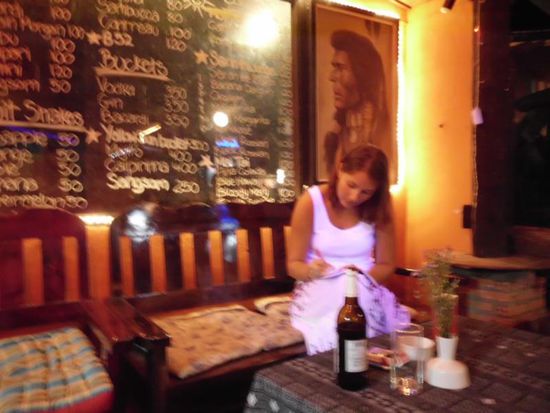 In der "Yellow Sun Bar" - schreiben an unserem nächsten Bericht!