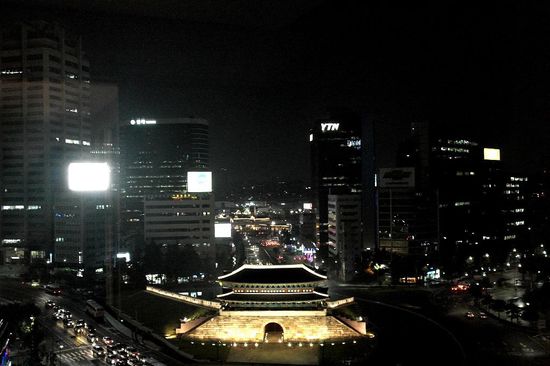 Der Ausblick aus unserem Zimmer im 15. Stock!