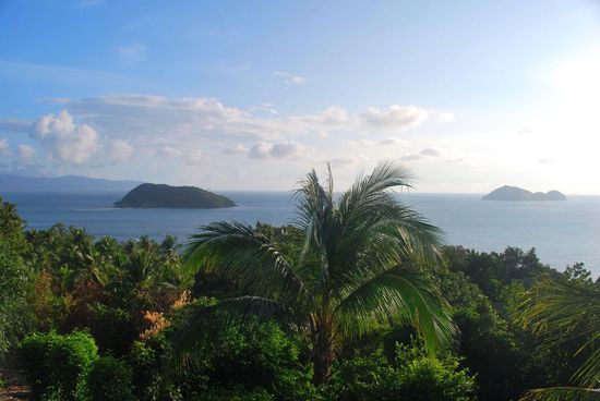 Links im Hintergrund ist Koh Samui