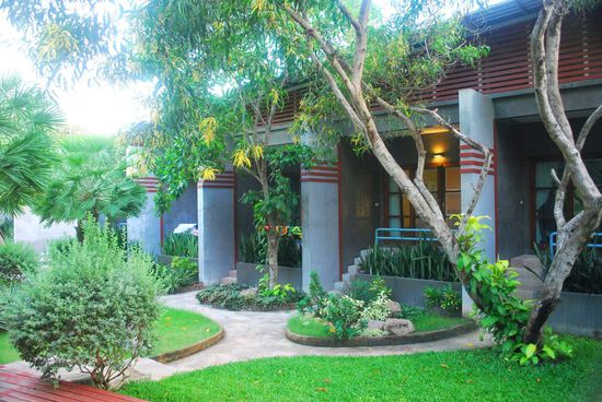 Es gibt sowohl Bungalows, als auch einen etwas neueren Hoteltrakt