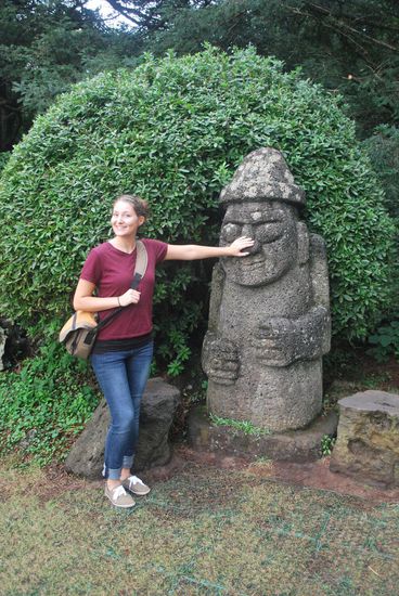 Fasst die Frau diesem Mann an seine Knollnase, bekommt sie einen Jungen !