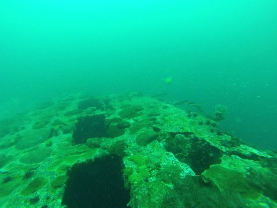 Wrack der "Donna Marilyn" - Passagierschiff, das bei einem Taifun gesunken ist