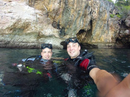 nach dem Höhlentauchgang - schön wars 