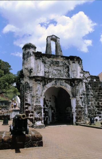 ..., wo einst die Portugiesen waren, wie man hier sieht,...