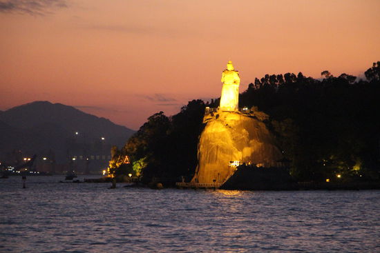 Von Xiamen aus hat man einen guten Blick auf die nahegelegene Insel Gulangyu.