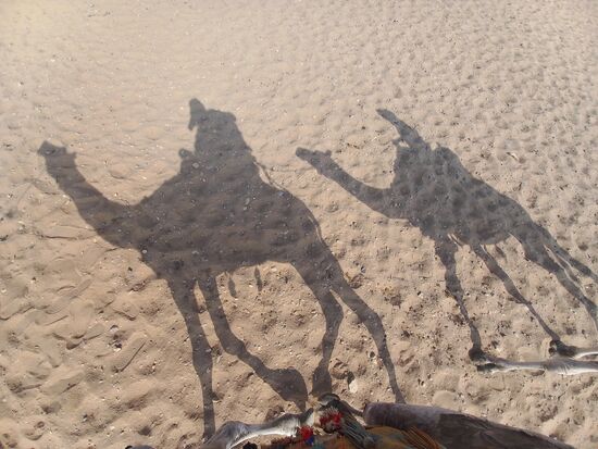 Wir mit unseren 2 Kamelen