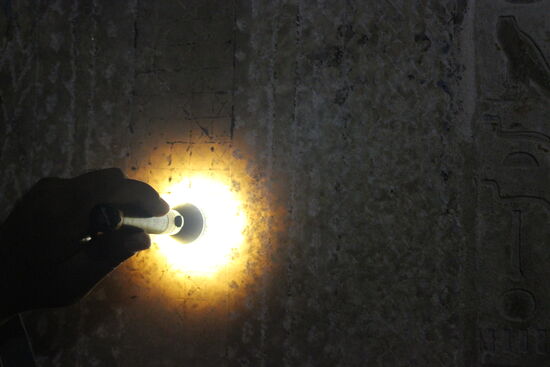 Eine Domonstration der verschiedenen Steine, die für den Bau der Pyramiden genutzt wurden.