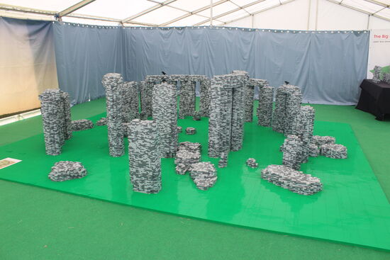 Ein Lego-Stonehenge wurde auch neben dem Museum gebaut.