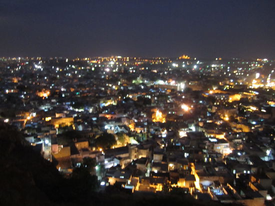 ... naja a bissl blau glühts zumindest ... 