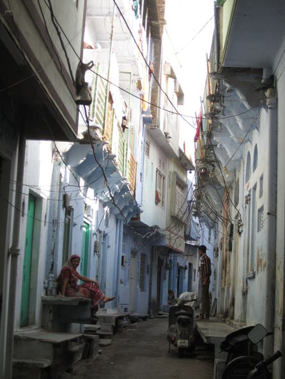 hinterm Localmarcet ...