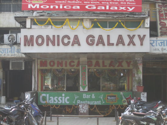 ... die InderInnen haben einen gewaltigen Vorteil ... ich brauche ewig um mir ihre Namen zu merken ...