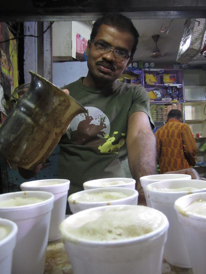 ... besser als Starbucks ... und auch der Sachsenplatz 7 wird sich bemühen müssen ... der beste Kaffee ever!!!