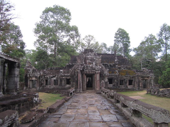 ... Tempelruhe am Morgen ...