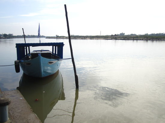 ... die Augen schützen vor den Flussgeistern ...