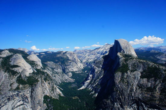 Yosemite Valley mit dem Halfdome vom Glacier Point