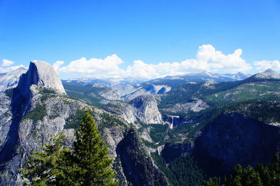 noch mal ein anderer Blick auf den wunderschönen Berg