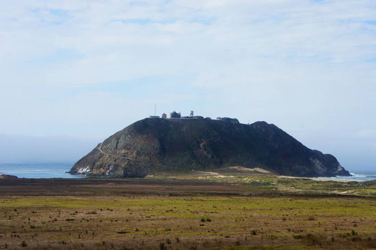 Hügel mit Leuchttürmen drauf gibts hier natürlich auch