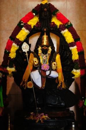 im Hindutempel