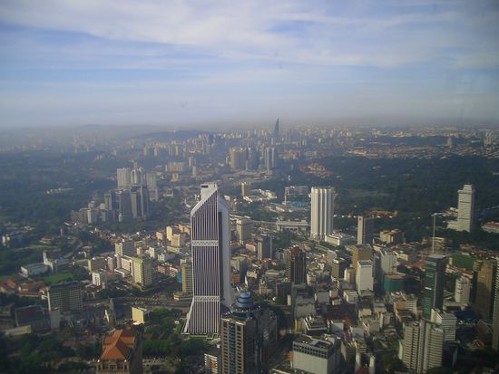 Blick ueber die Stadt vom Fernsehturm