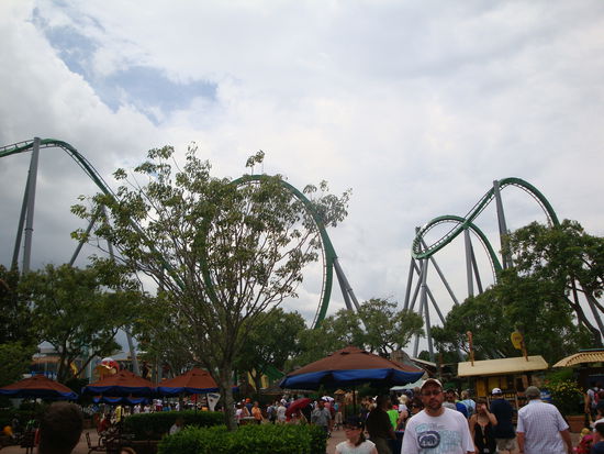 Die Hulk Achterbahn!