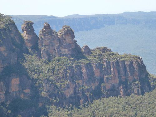 3 Sisters