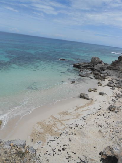 Ein kleiner Strand, bei unserer Inselumrundung..