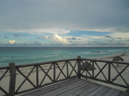 Ein Sandstrand der Insel...