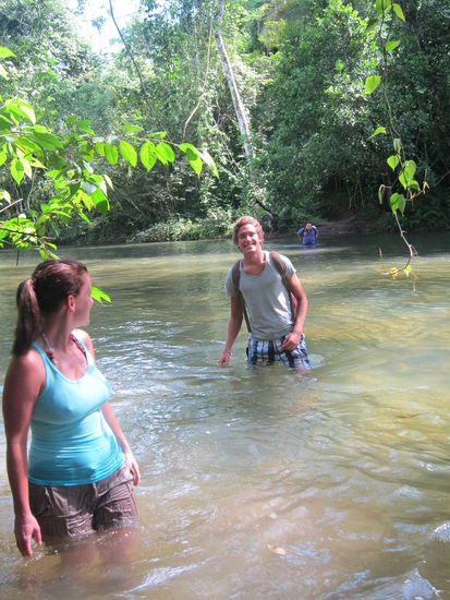 3. Flussueberquerung mit Nicola...