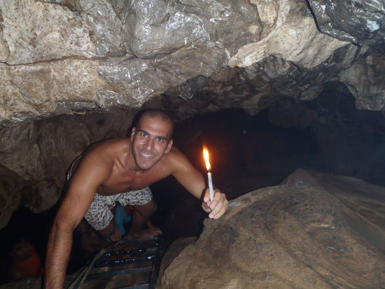 Michael in einem der Spalte...