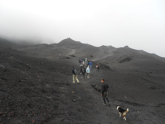 Die Wanderung zum Krater...