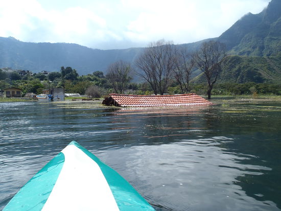 Der Wasserstand war "leicht" erhoeht...