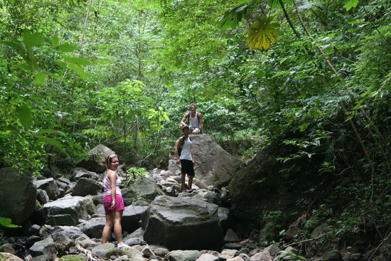 Die Wanderung fuehrte uns teilweise durch ein Flussbett...
