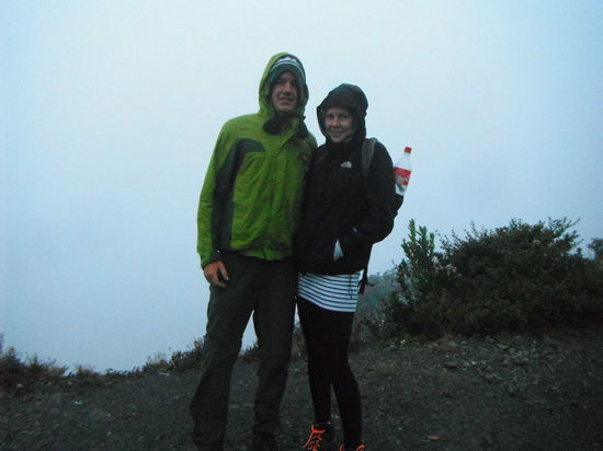 Dick eingepackt machten wir uns auf zu unserer 10 Stunden Wanderung!