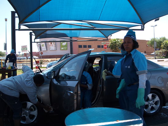 Autowäsche in Südafrika.