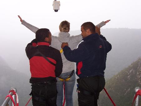 Der Bungy-Sprung in 3...2...1...los!