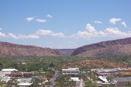 Ausblick ueber Alice Springs Richtung Ayers Rock