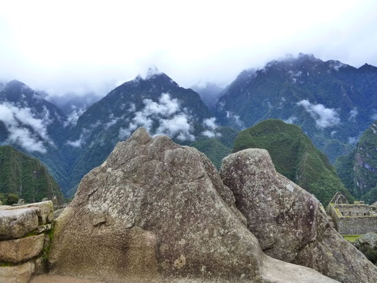 Modellierung der Berge im Hintergrund