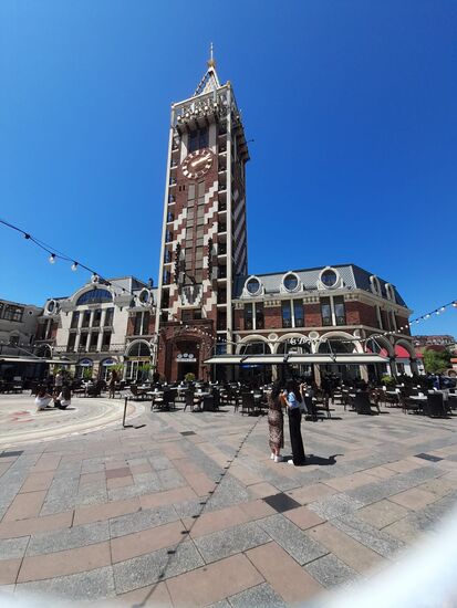 Batumi Piazza
