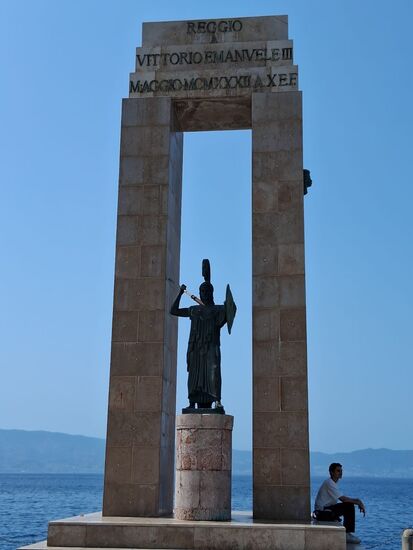 Statue der Athena