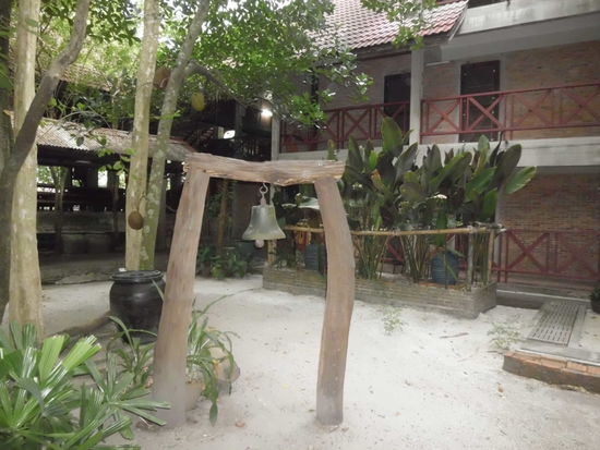 Innenhof des "Nakhon Garden Inn"