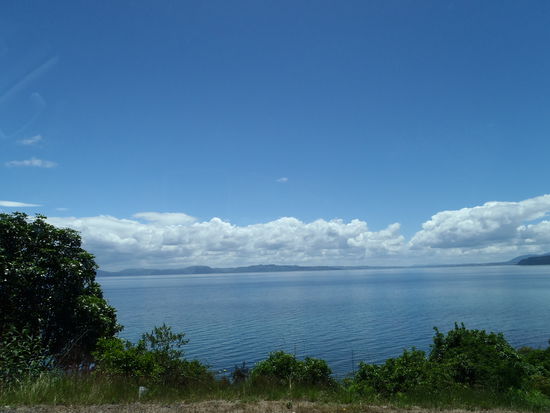 Lake Taupo, mit 660 km2 genauso groß wie Singapur und einfach mal Mitten auf der Nordinsel.