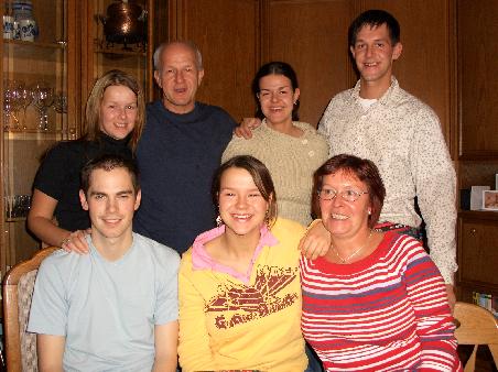Cousine Sarah, Onkel Bernd, Cousine Viviane, Cousin Carsten, Daniel, Cousine Julia und Tante Gabi