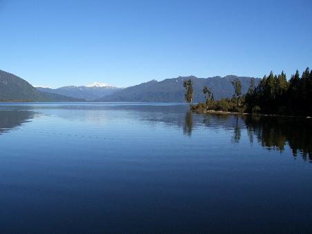 Der Lake Brunner von der Bruecke