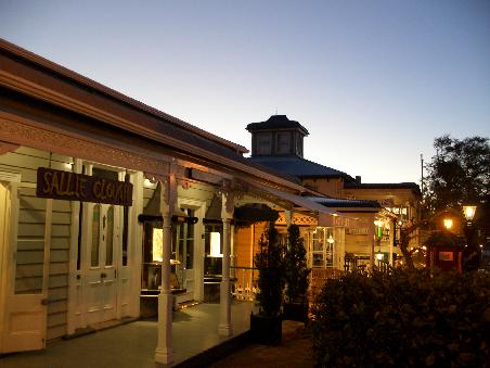 Das Parnell Village