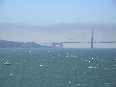 Blick von Alcatraz auf die Golden Gate Bridge